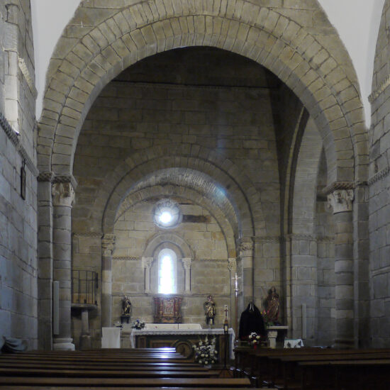 Iglesia de Santa Marta de Tera en Camarzana de Tera