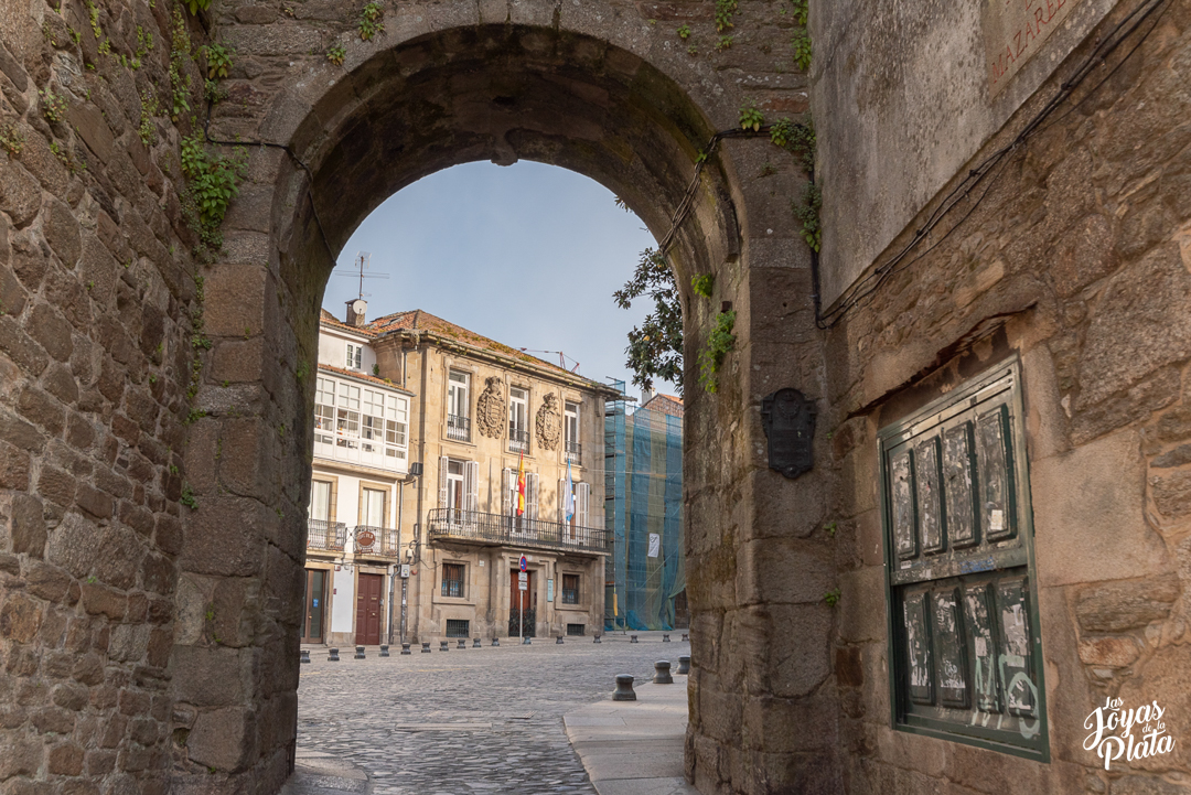 Puerta de Mazarelos de Santiago de Compostela