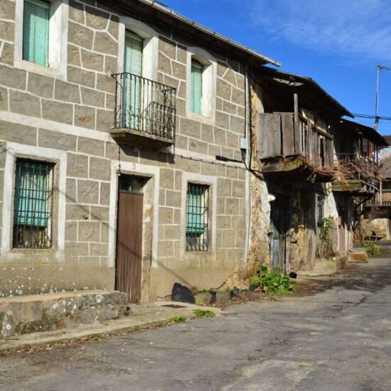Conoce Asturianos a su paso por el camino de la plata en plena comarca de Sanabria