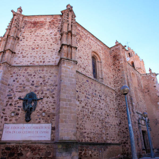 La iglesia de Nuestra Señora de Purificación de Almendralejo