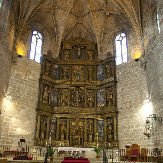 la parroquia de Nuestra Señora de la Asunción en Casar de Cáceres